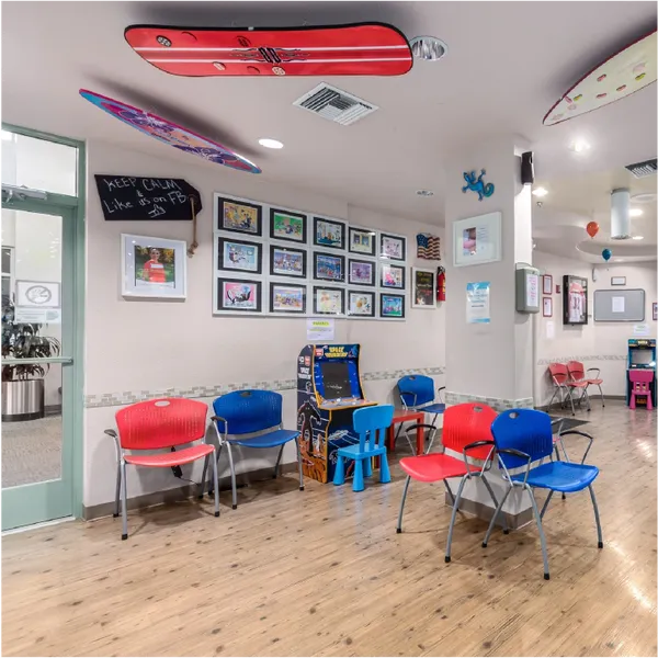 Gallery Waiting Area Short Image